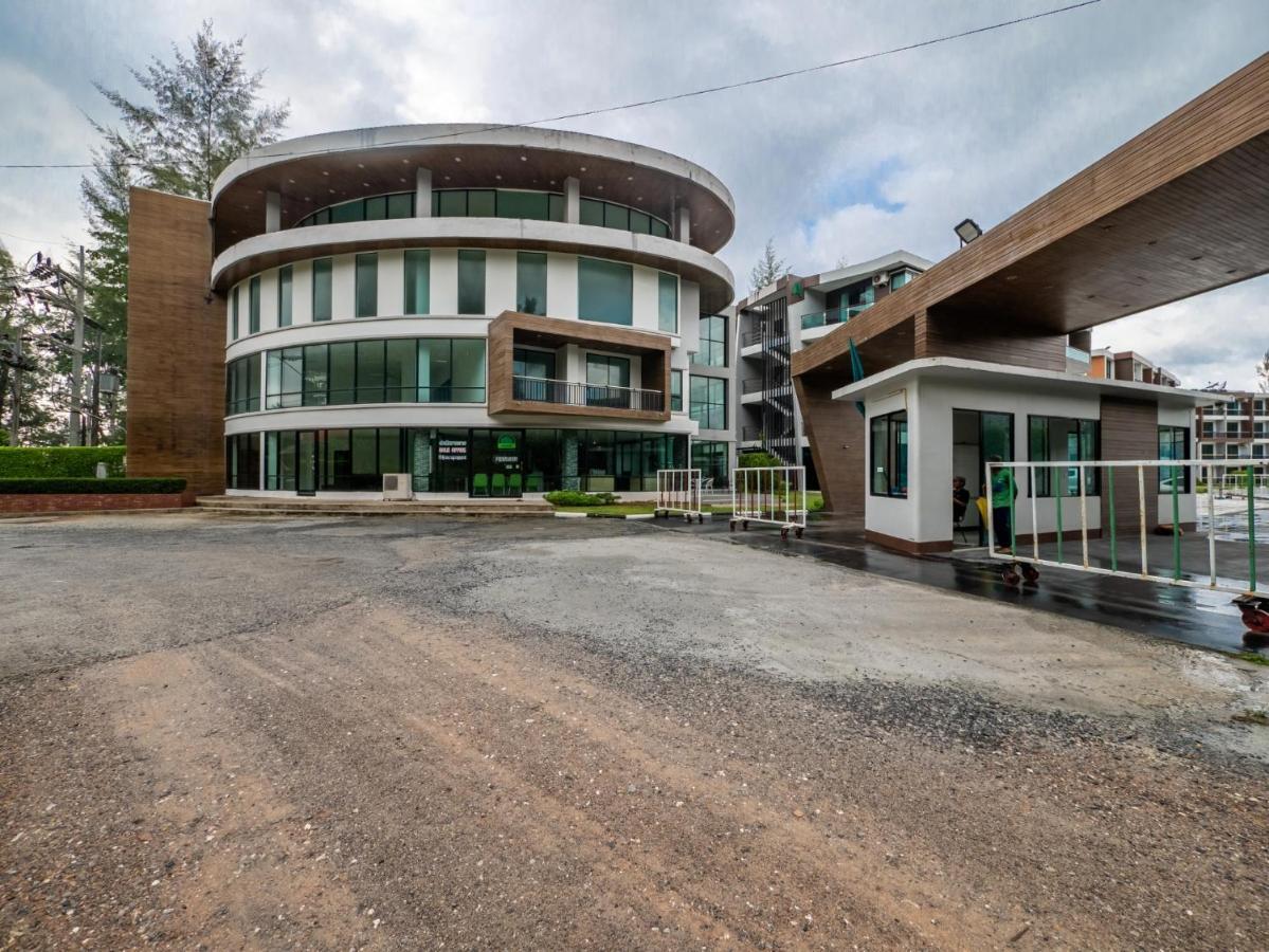 Naithon Beachfront Condotel Exteriér fotografie